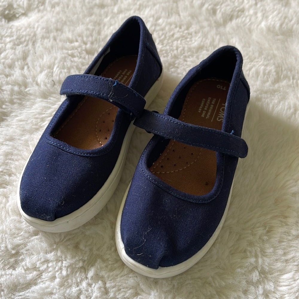 Toddler girls Toms size 10